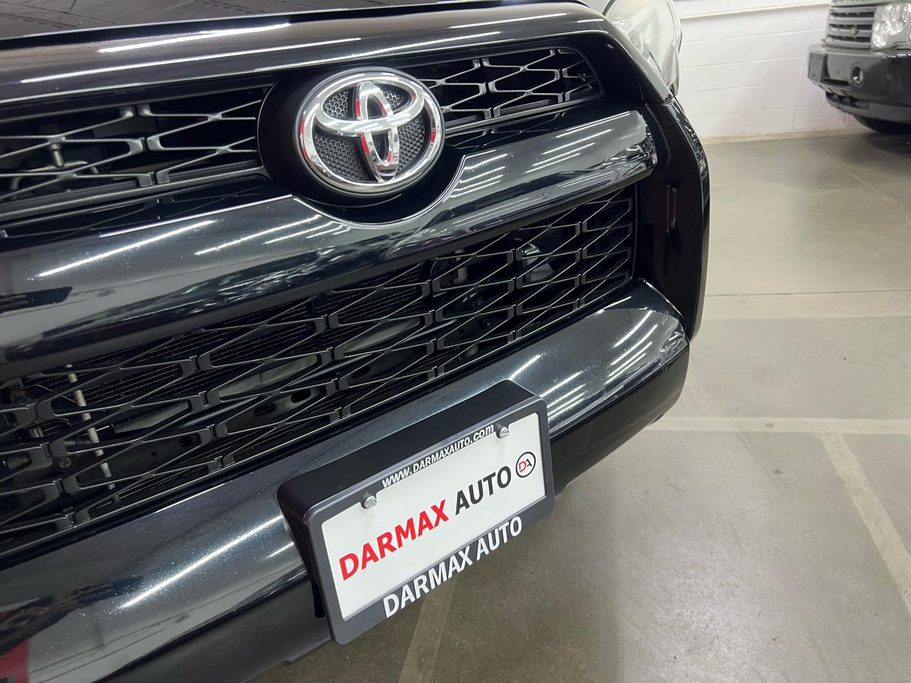 Toyota 4Runner SR5 Premium 4D SUV 4WD V6 2016