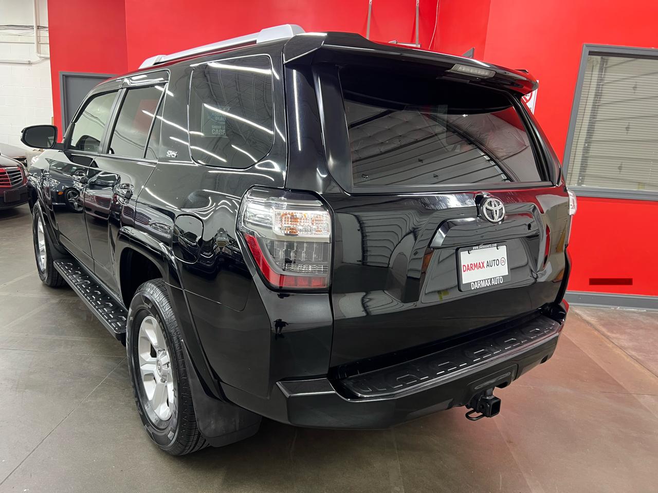 Toyota 4Runner SR5 Premium 4D SUV 4WD V6 2016