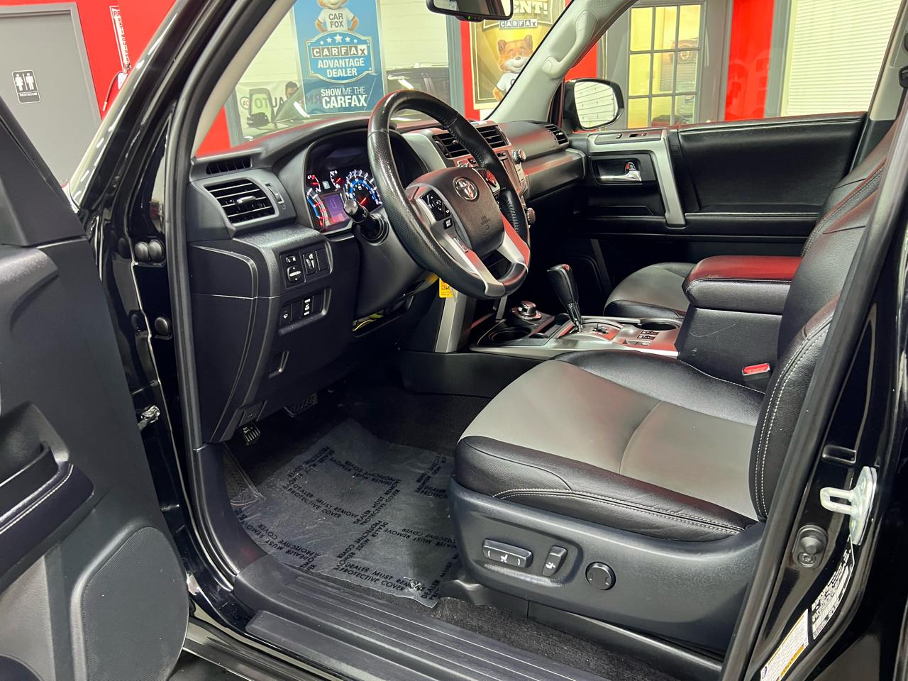 Toyota 4Runner SR5 Premium 4D SUV 4WD V6 2016