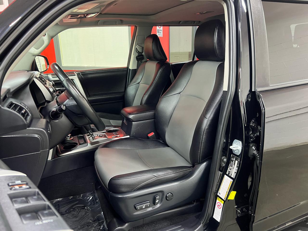 Toyota 4Runner SR5 Premium 4D SUV 4WD V6 2016