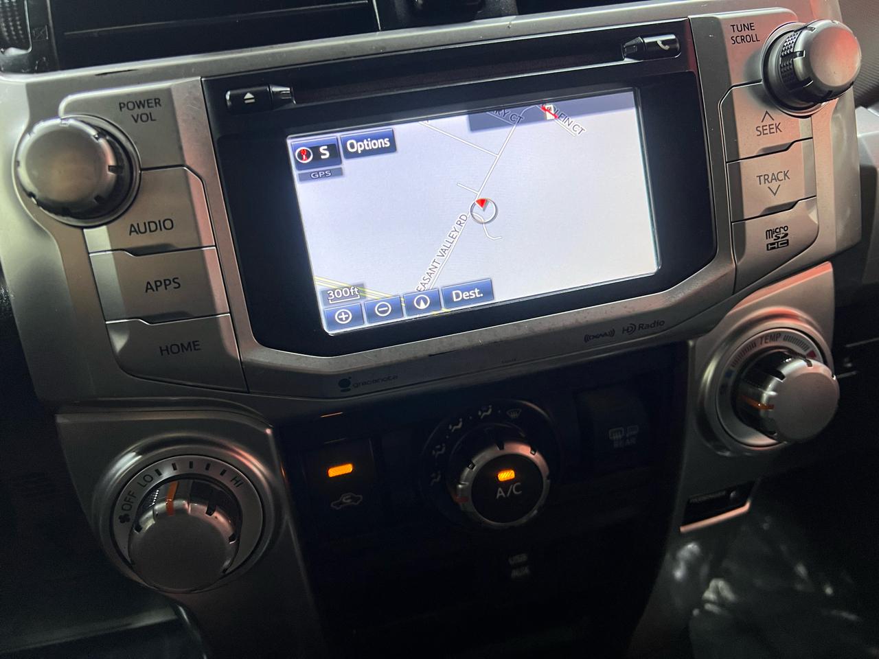 Toyota 4Runner SR5 Premium 4D SUV 4WD V6 2016