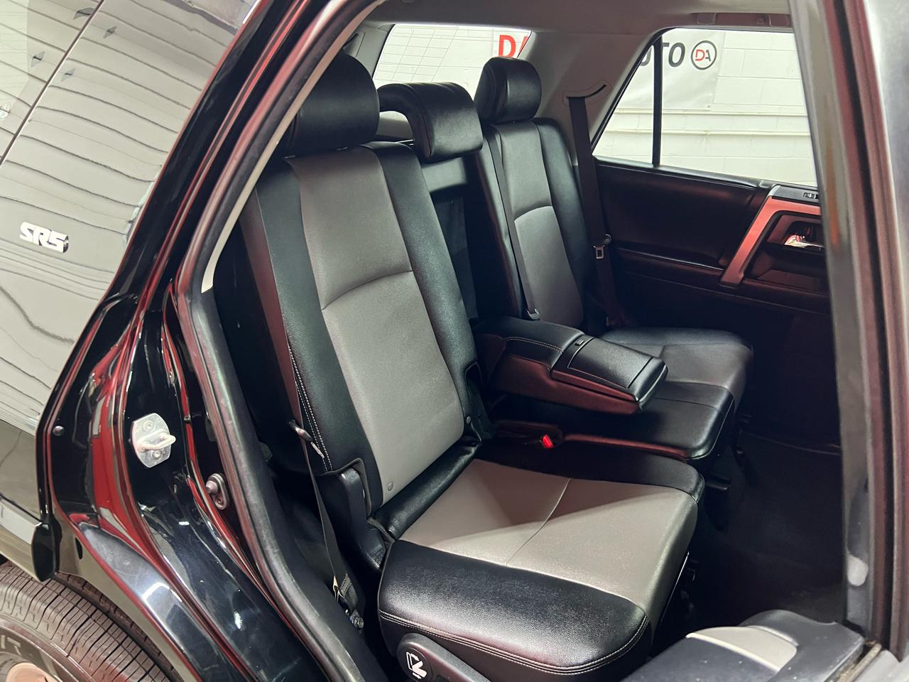 Toyota 4Runner SR5 Premium 4D SUV 4WD V6 2016
