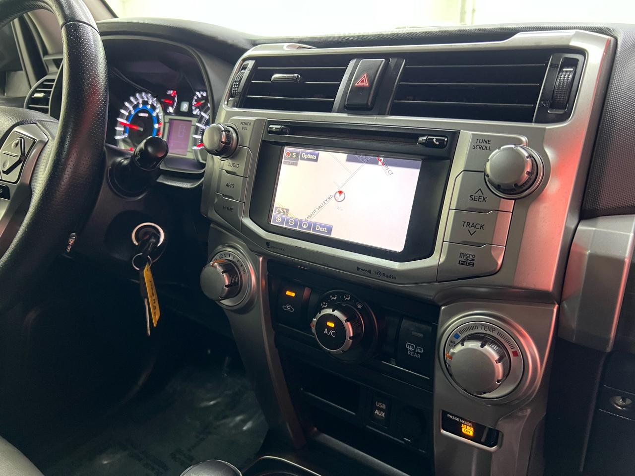 Toyota 4Runner SR5 Premium 4D SUV 4WD V6 2016