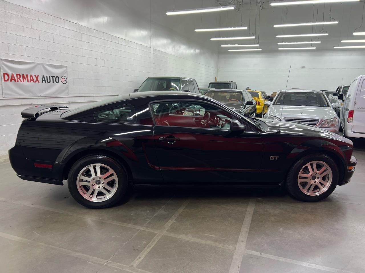 Ford Mustang GT Premium Coupe 2005