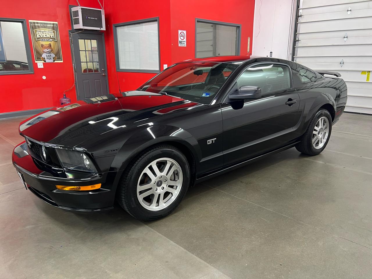 Ford Mustang GT Premium Coupe 2005