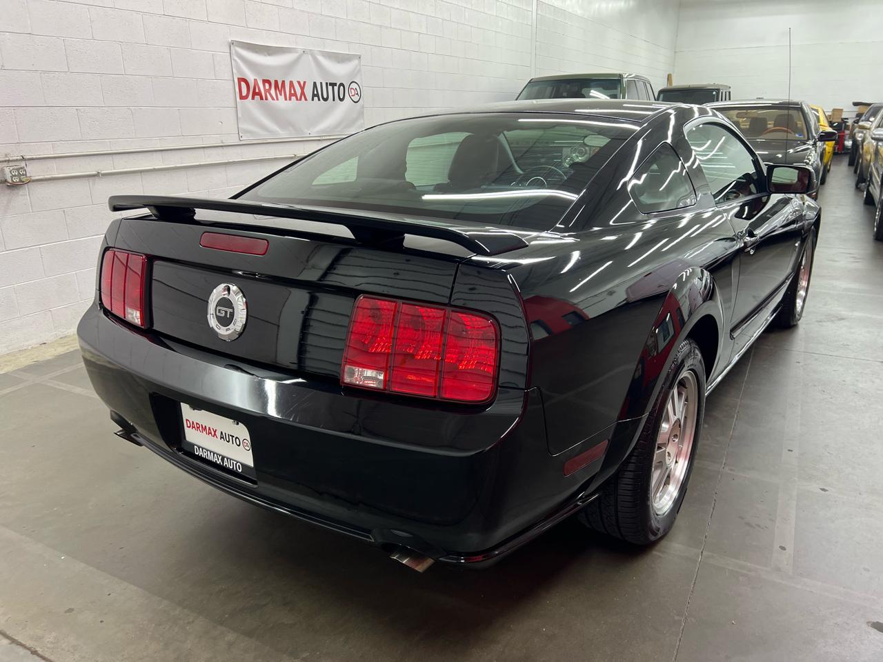 Ford Mustang GT Premium Coupe 2005