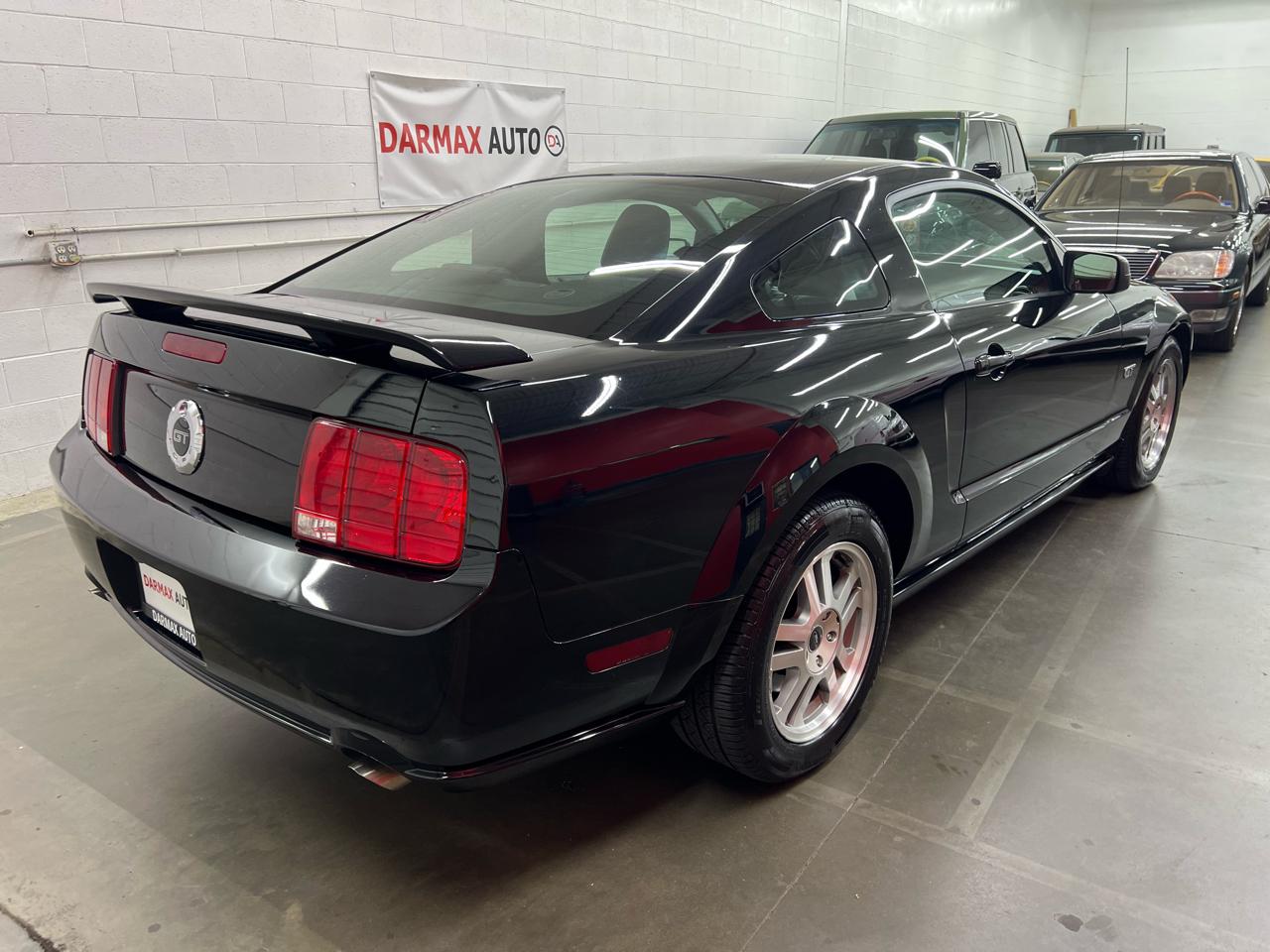 Ford Mustang GT Premium Coupe 2005