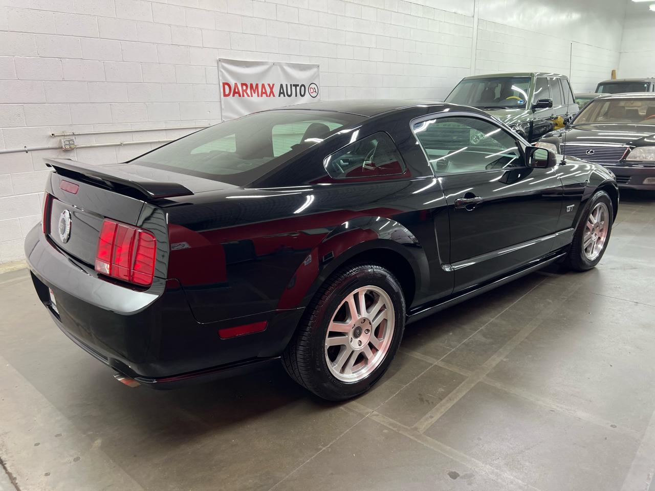 Ford Mustang GT Premium Coupe 2005
