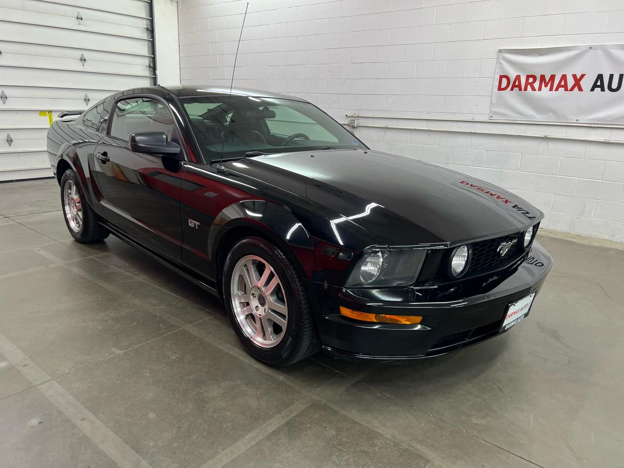 Ford Mustang GT Premium Coupe 2005