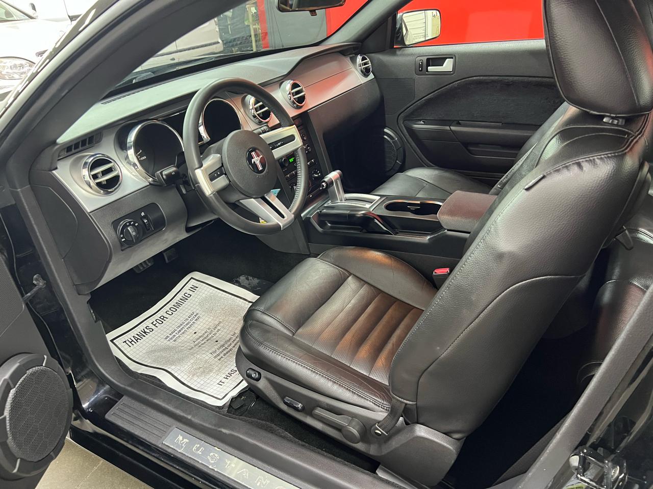 Ford Mustang GT Premium Coupe 2005