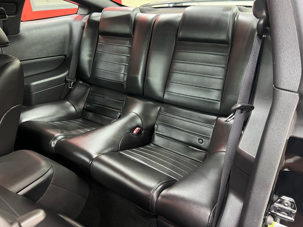 Ford Mustang GT Premium Coupe 2005