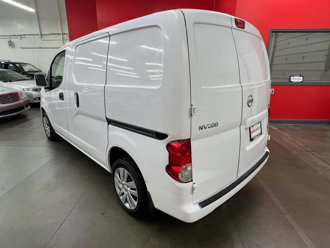 Nissan NV200 SV 2017