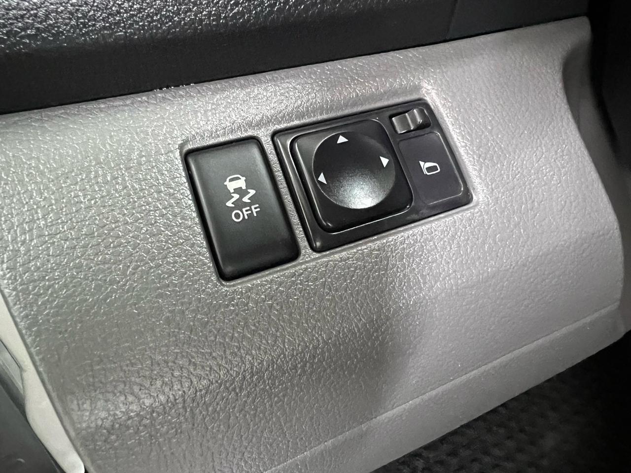 Nissan NV200 SV 2017