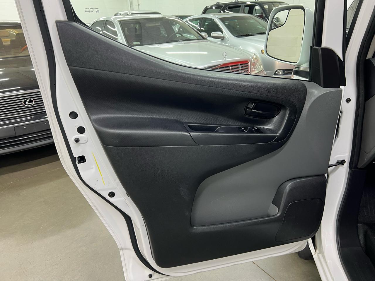 Nissan NV200 SV 2017