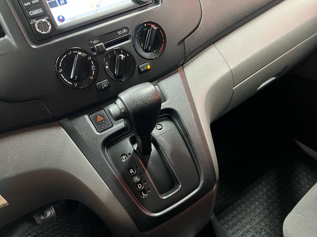 Nissan NV200 SV 2017