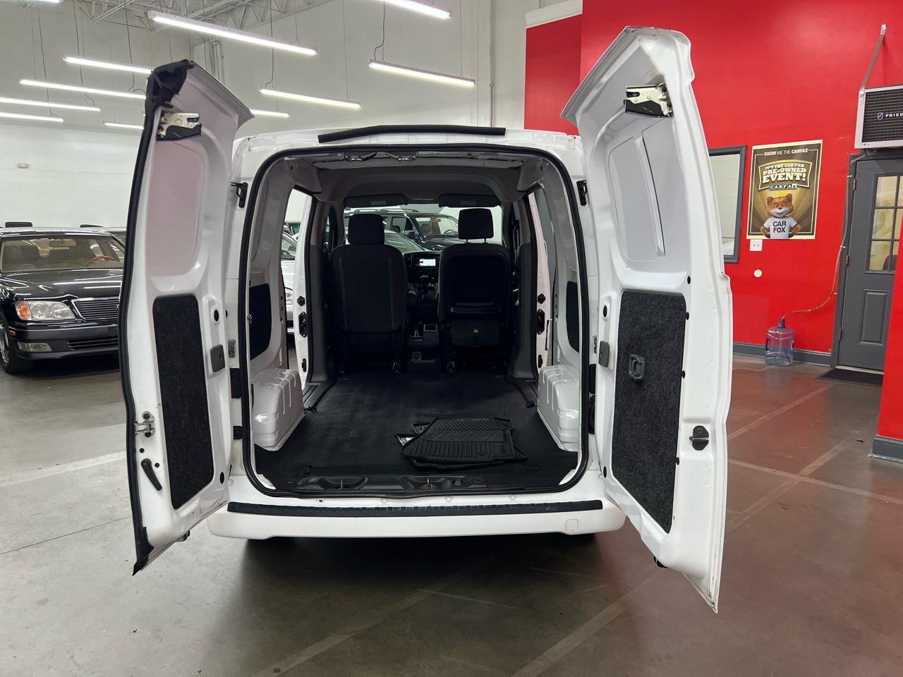 Nissan NV200 SV 2017
