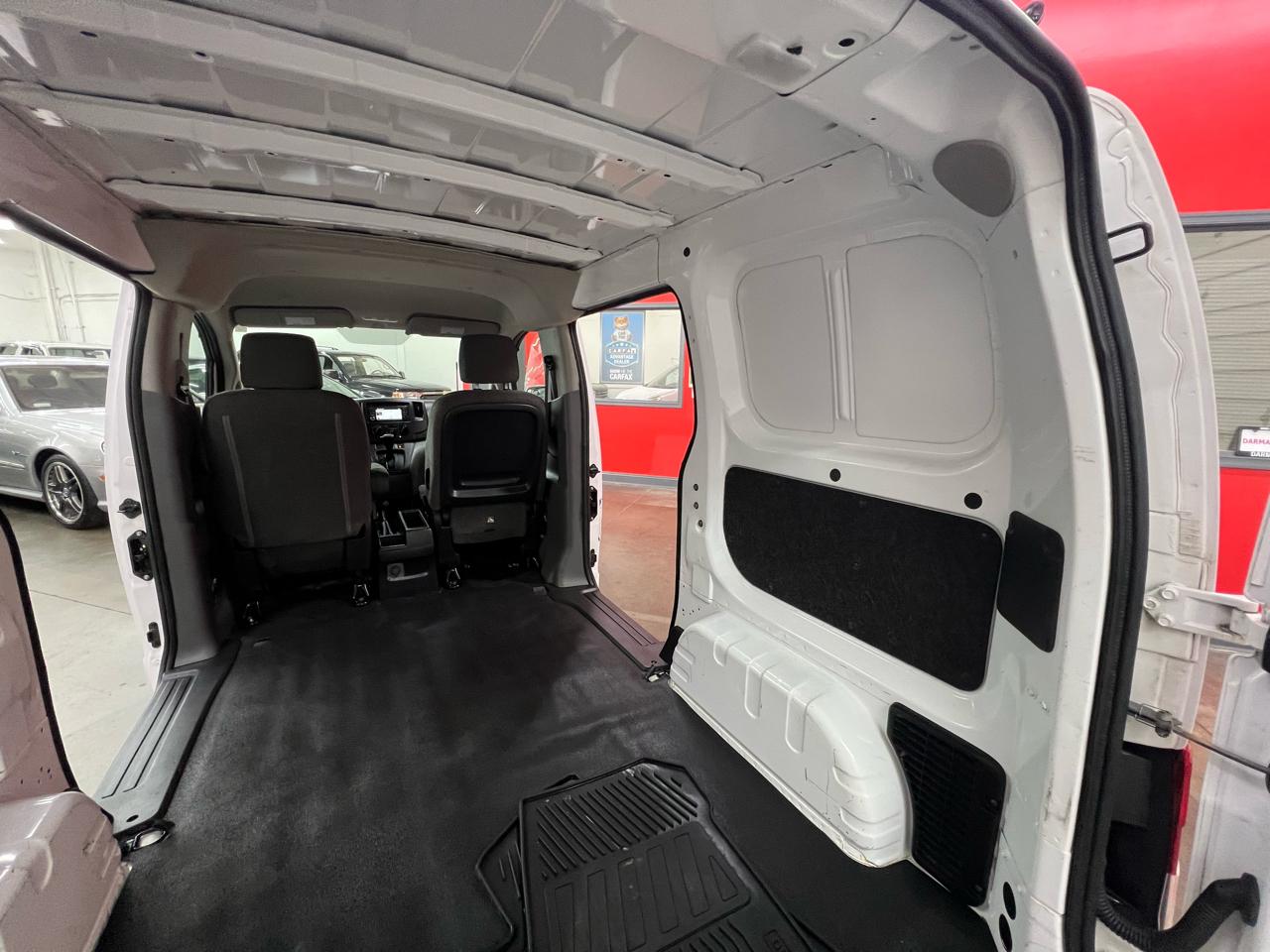 Nissan NV200 SV 2017