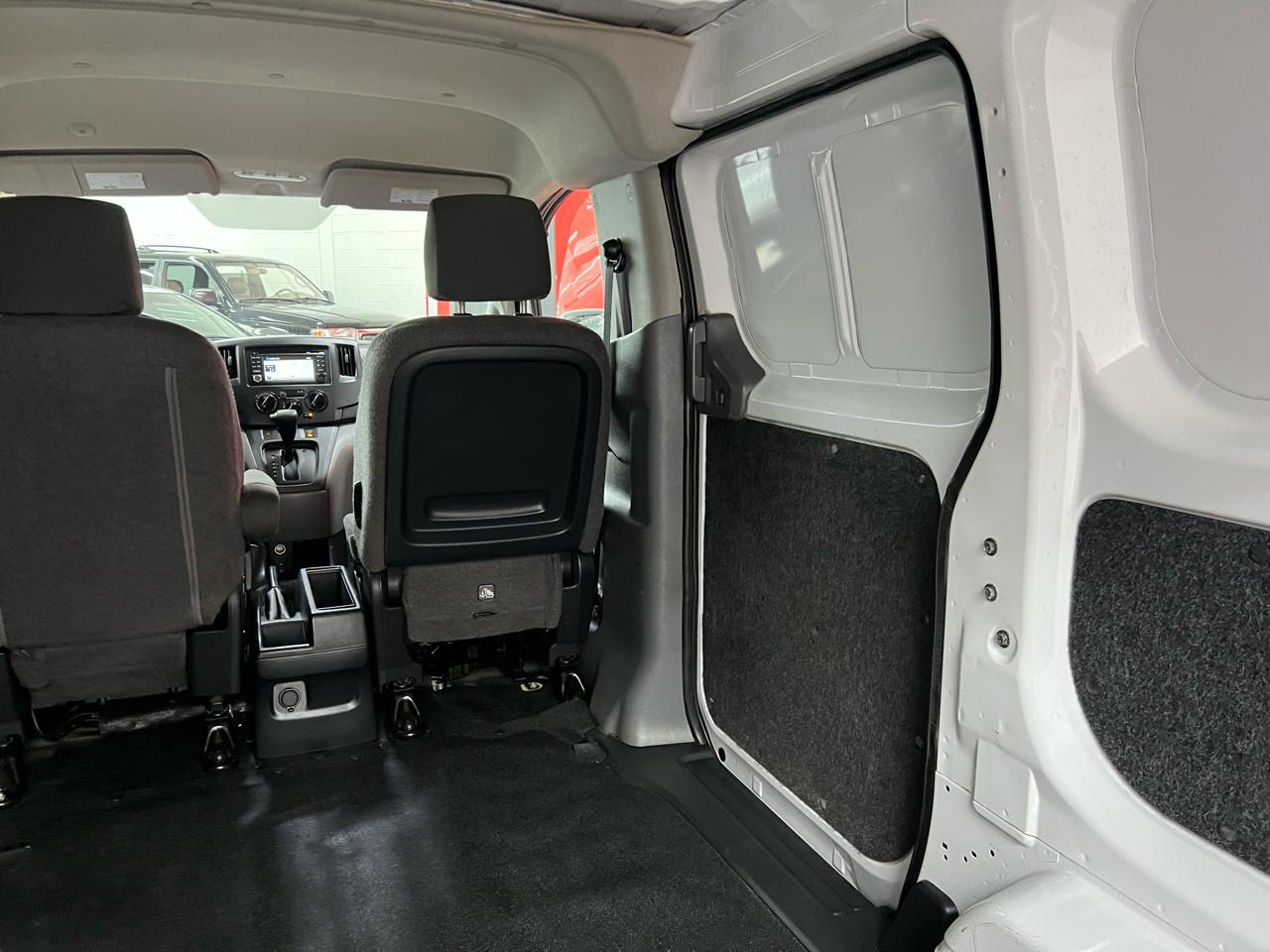 Nissan NV200 SV 2017