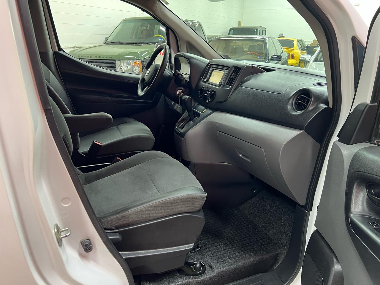 Nissan NV200 SV 2017