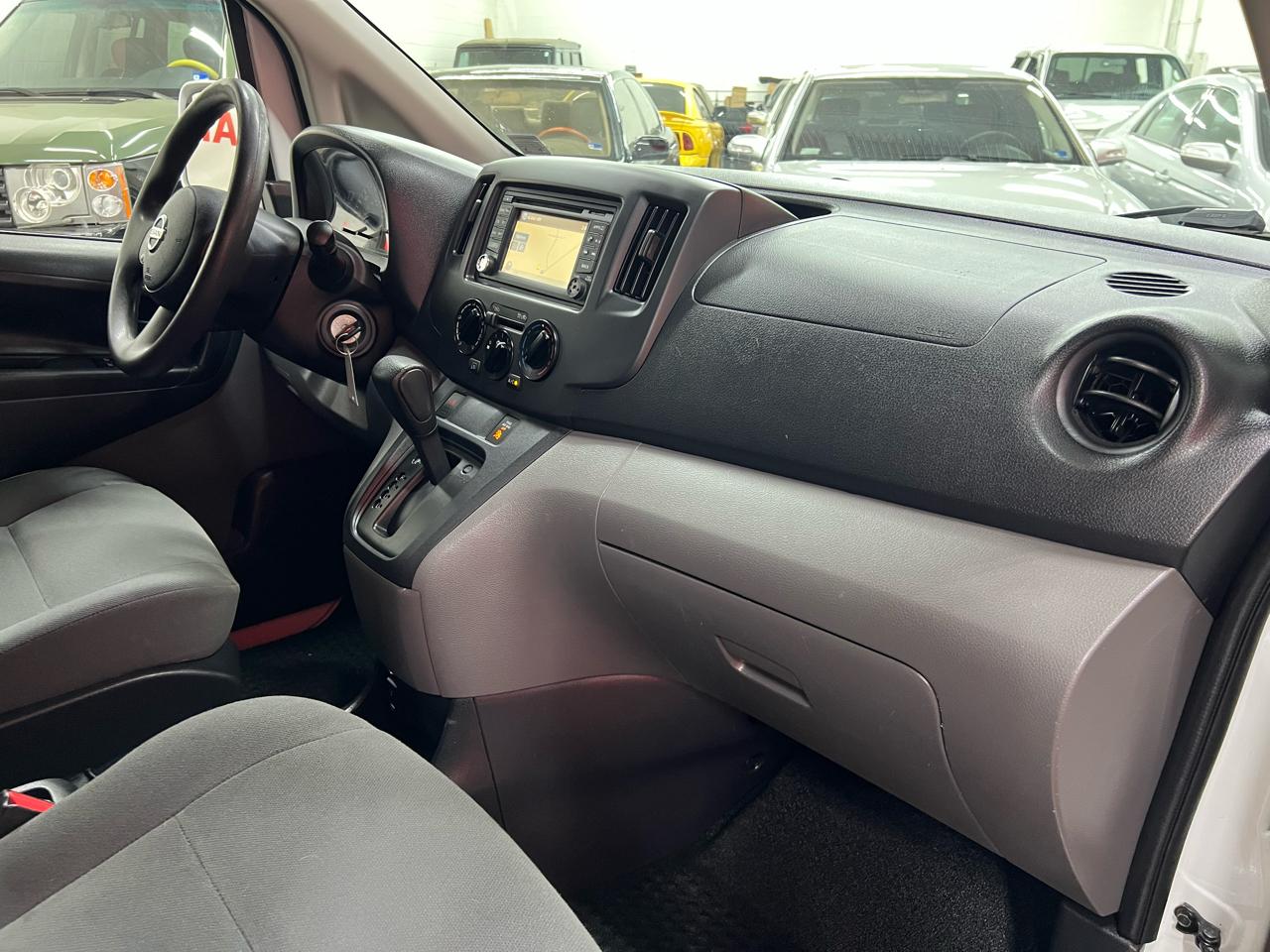 Nissan NV200 SV 2017