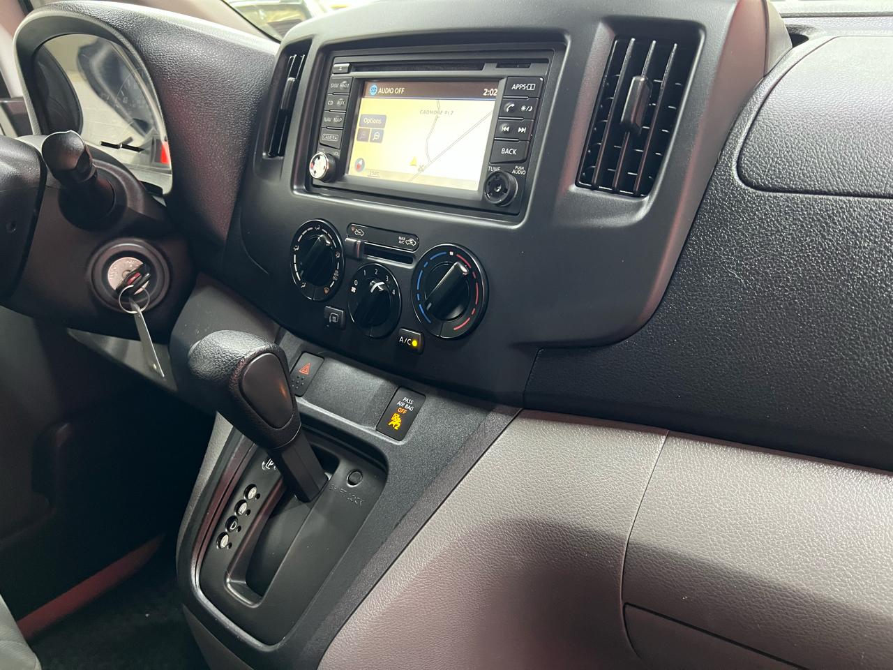Nissan NV200 SV 2017