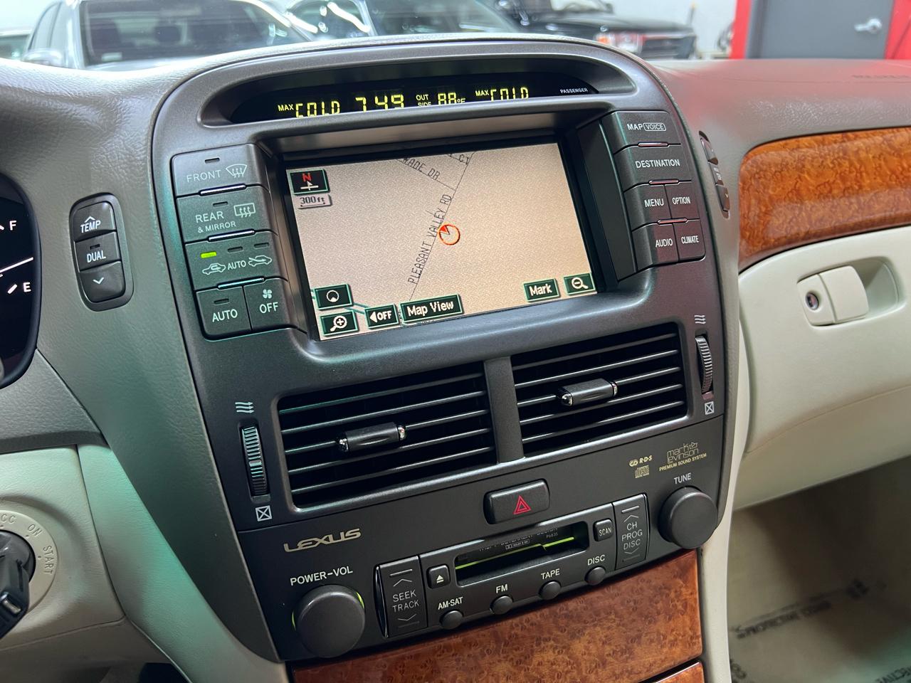 Lexus LS 430 Sedan 2005
