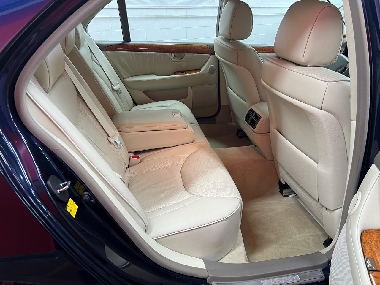 Lexus LS 430 Sedan 2005