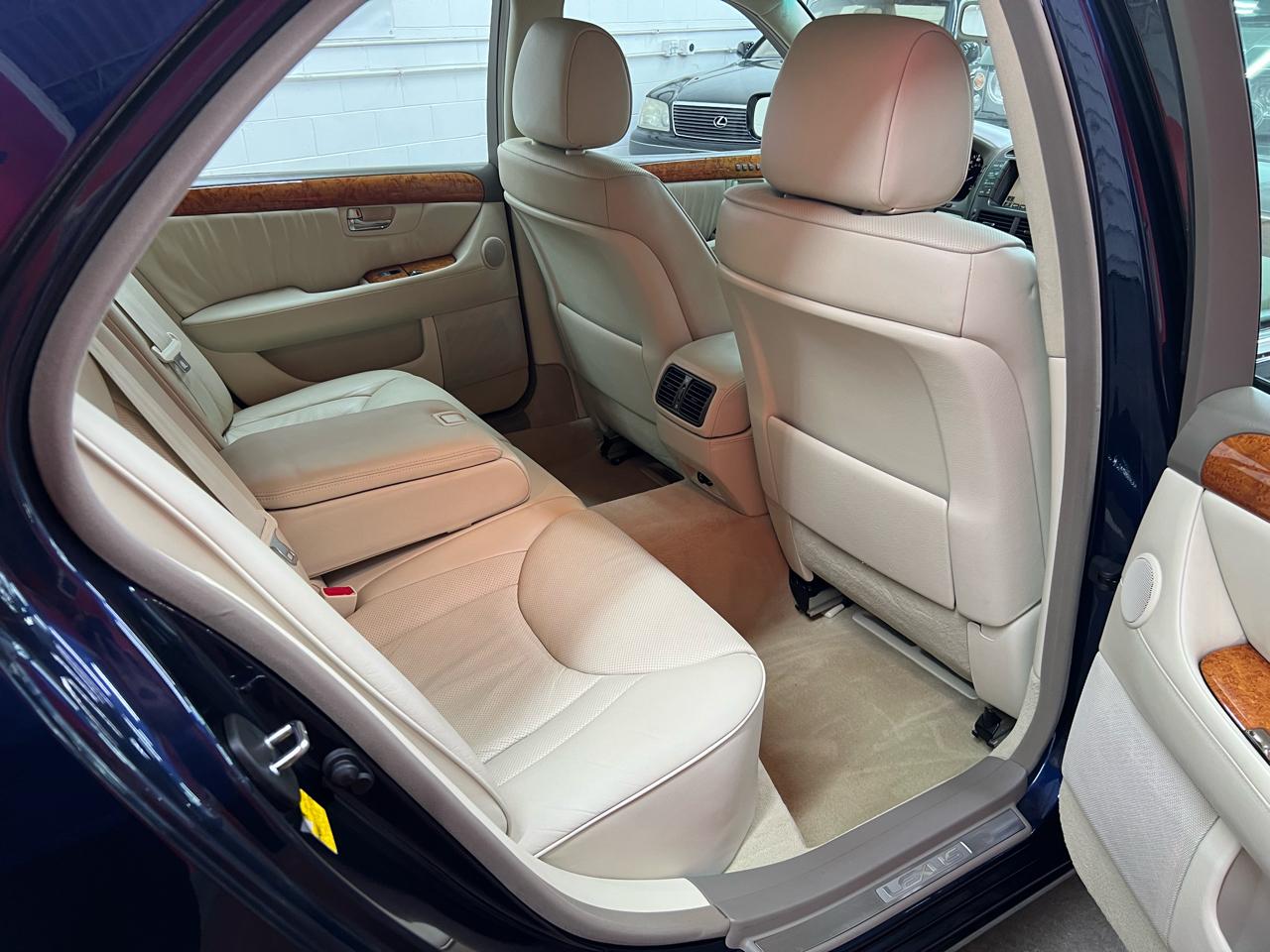 Lexus LS 430 Sedan 2005