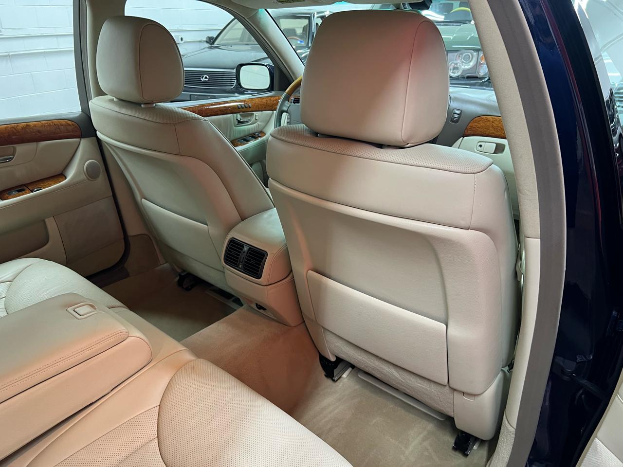 Lexus LS 430 Sedan 2005