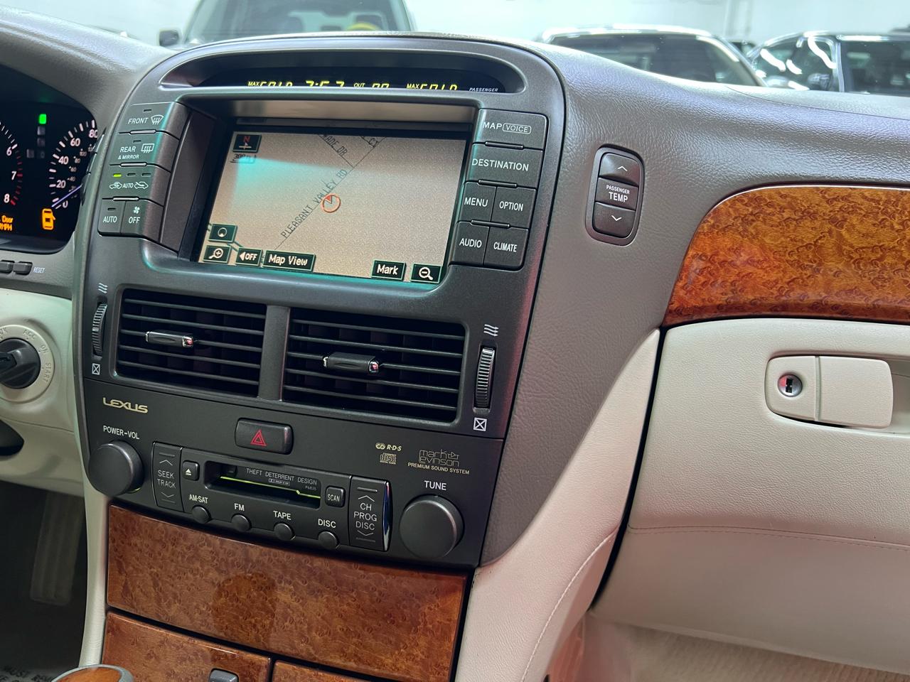 Lexus LS 430 Sedan 2005