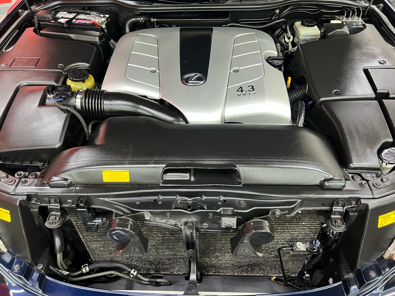 Lexus LS 430 Sedan 2005