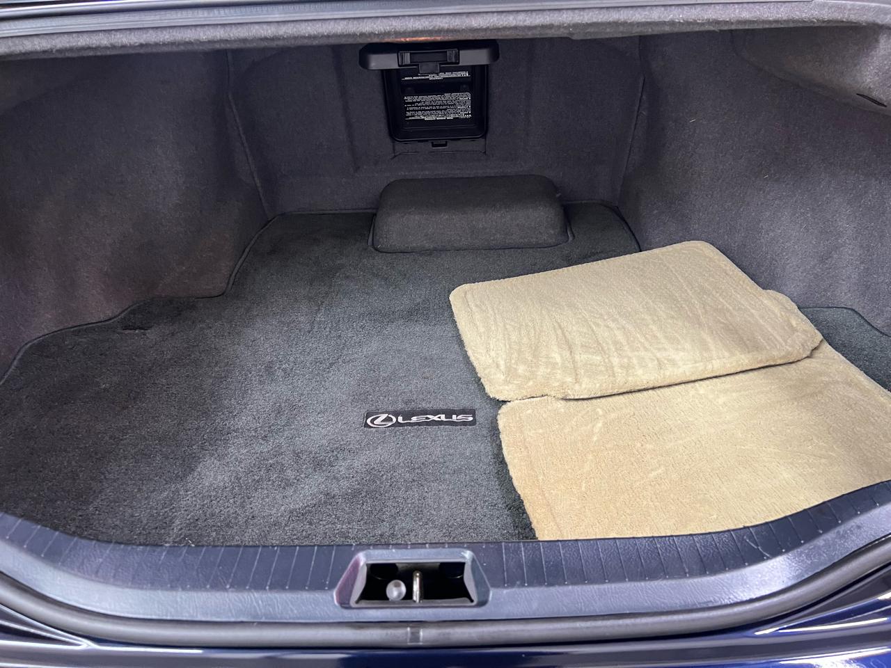 Lexus LS 430 Sedan 2005
