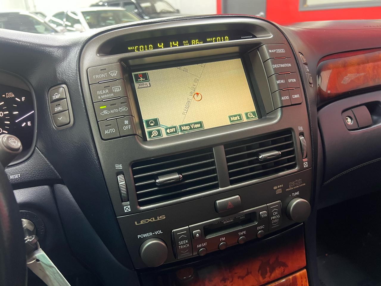 Lexus LS 430 Sedan 2006
