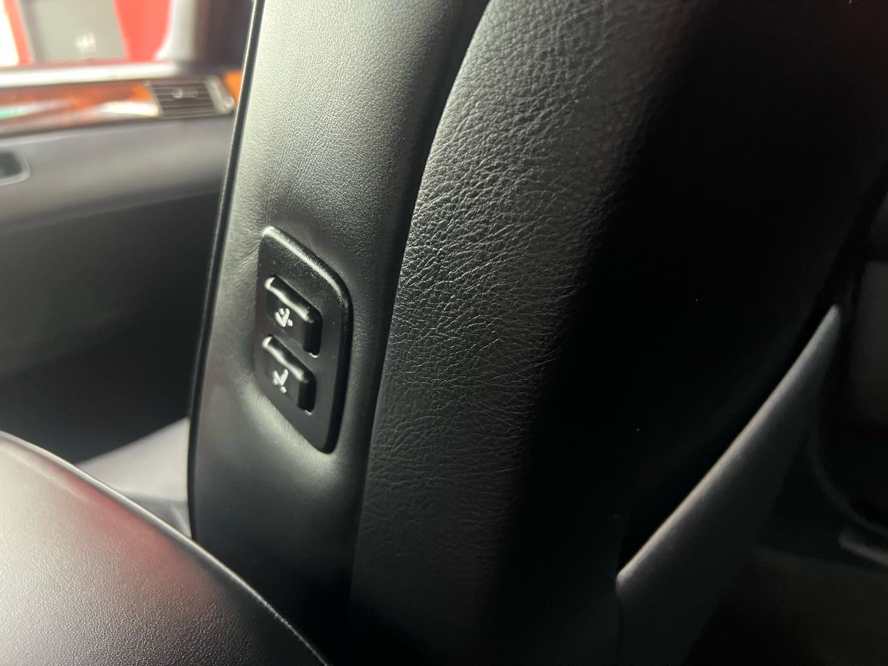 Lexus LS 430 Sedan 2006