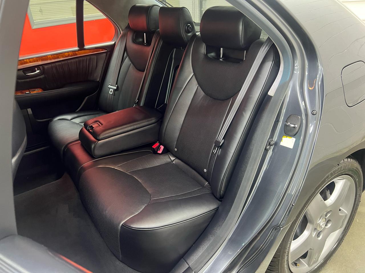 Lexus LS 430 Sedan 2006
