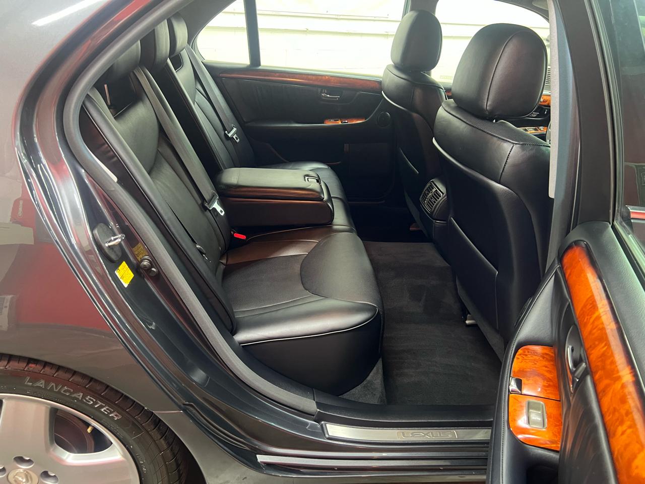 Lexus LS 430 Sedan 2006