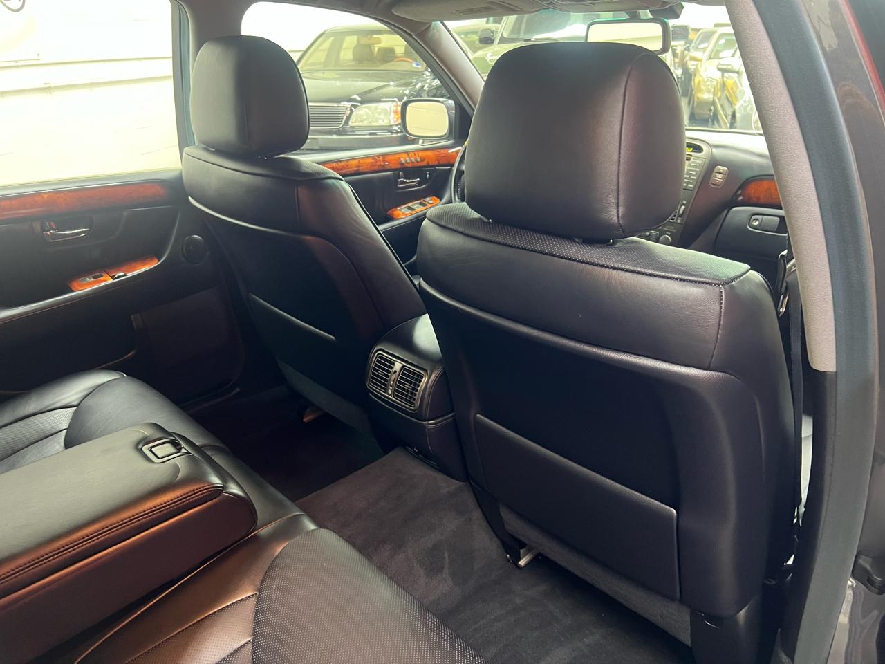 Lexus LS 430 Sedan 2006