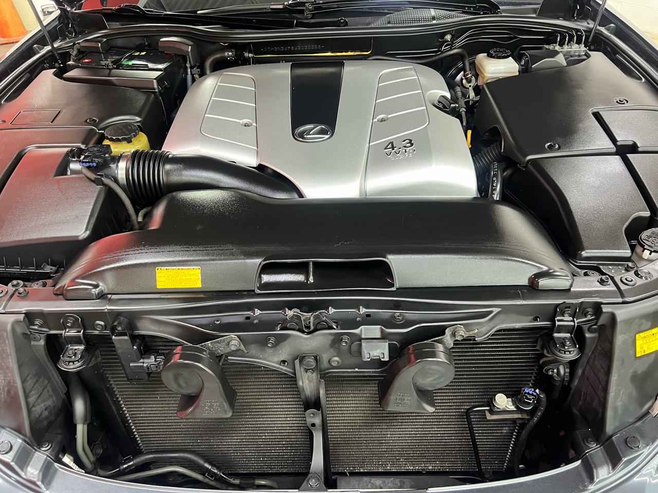 Lexus LS 430 Sedan 2006