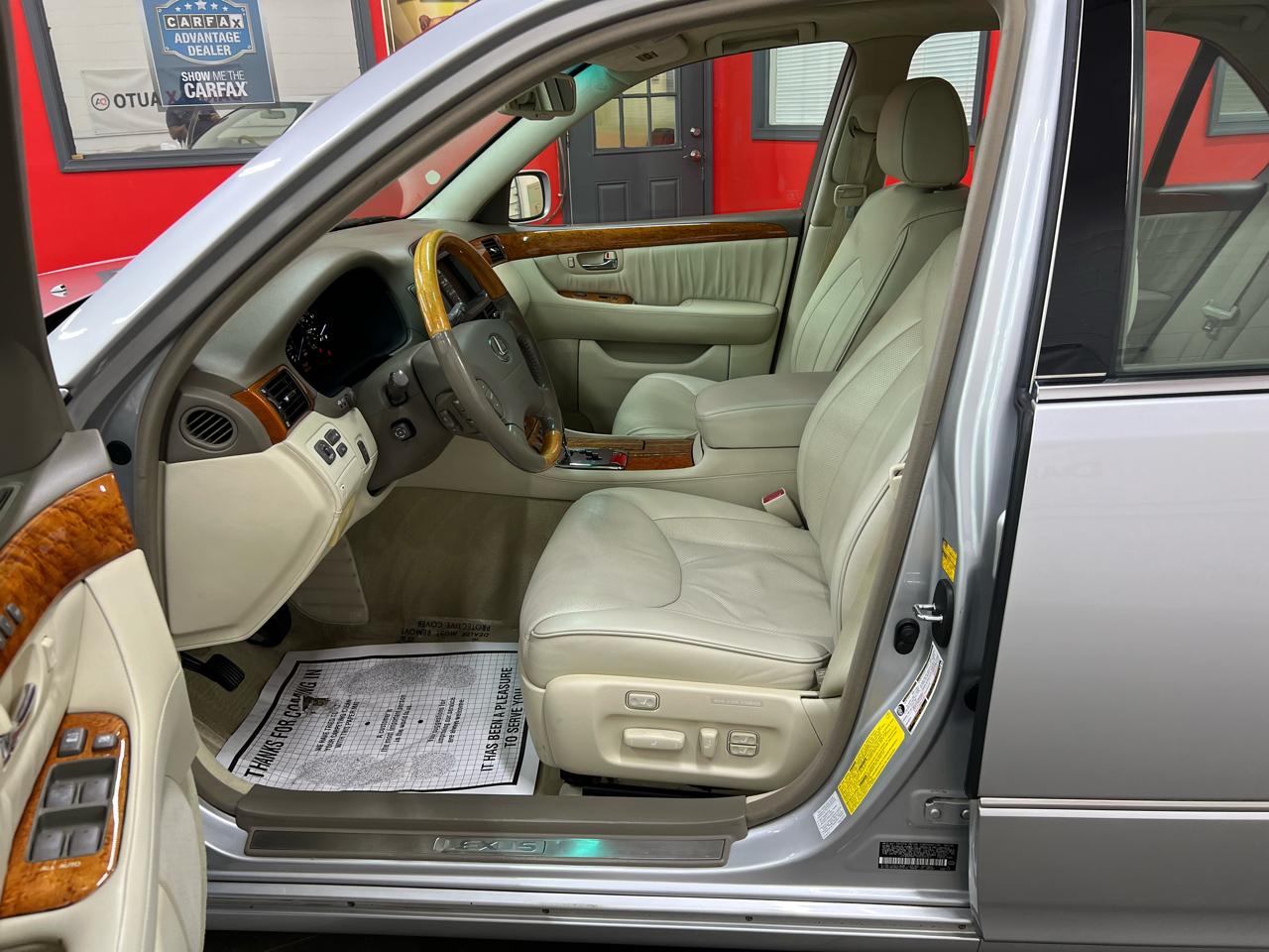 Lexus LS 430 Sedan 2005
