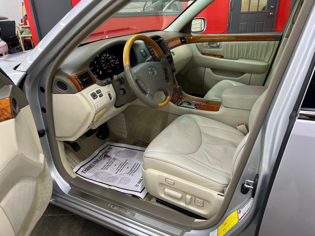 Lexus LS 430 Sedan 2005