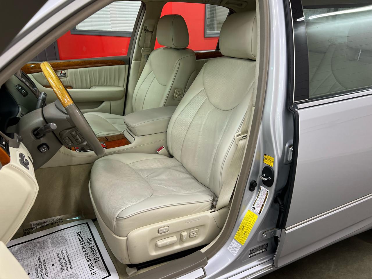 Lexus LS 430 Sedan 2005