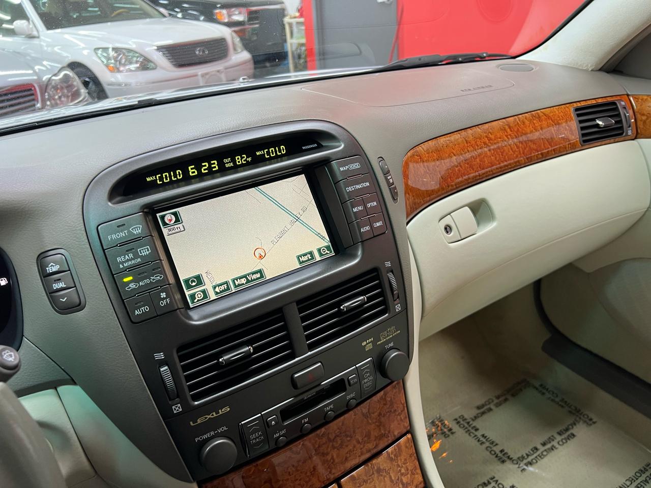 Lexus LS 430 Sedan 2005