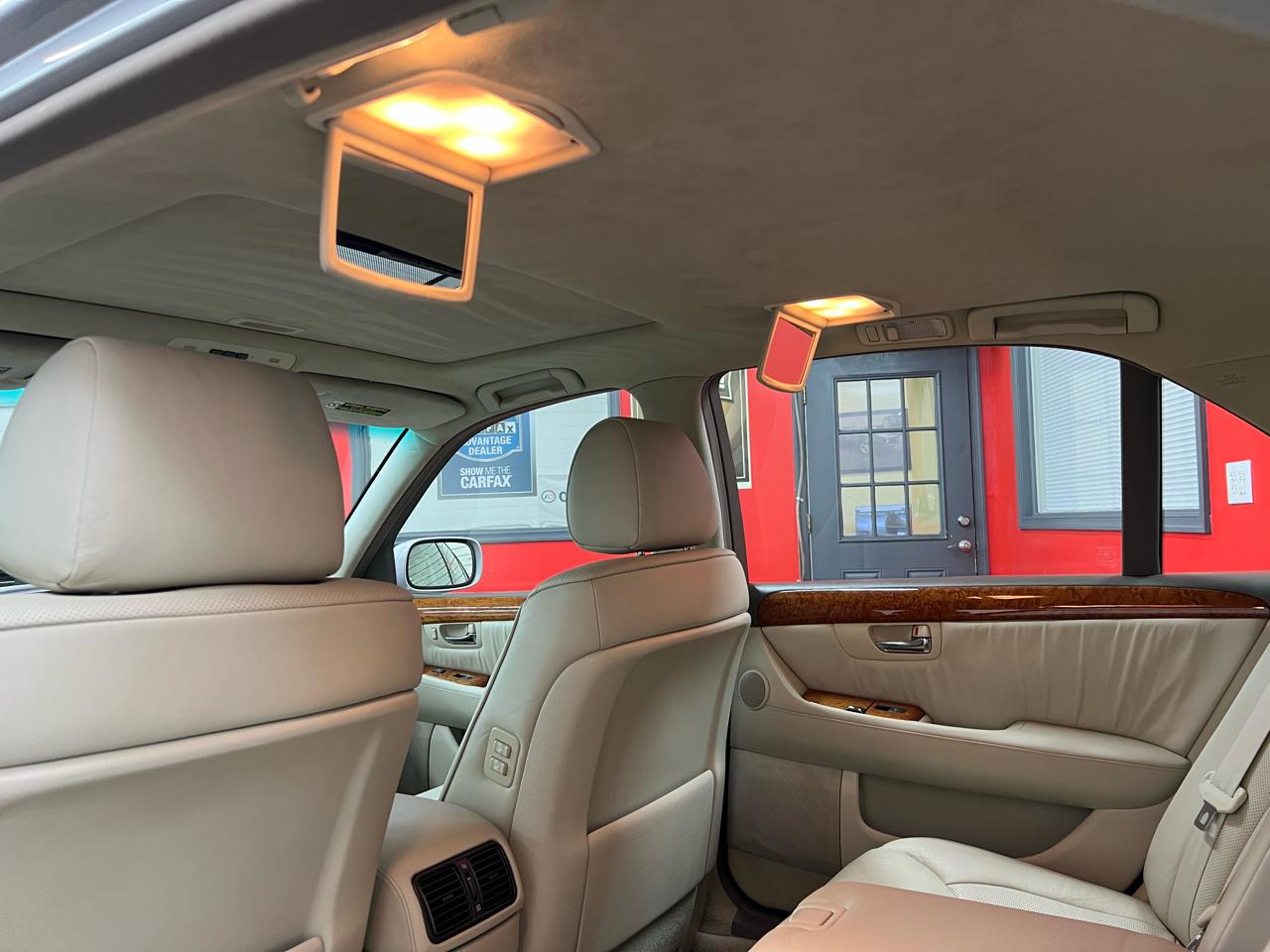 Lexus LS 430 Sedan 2005