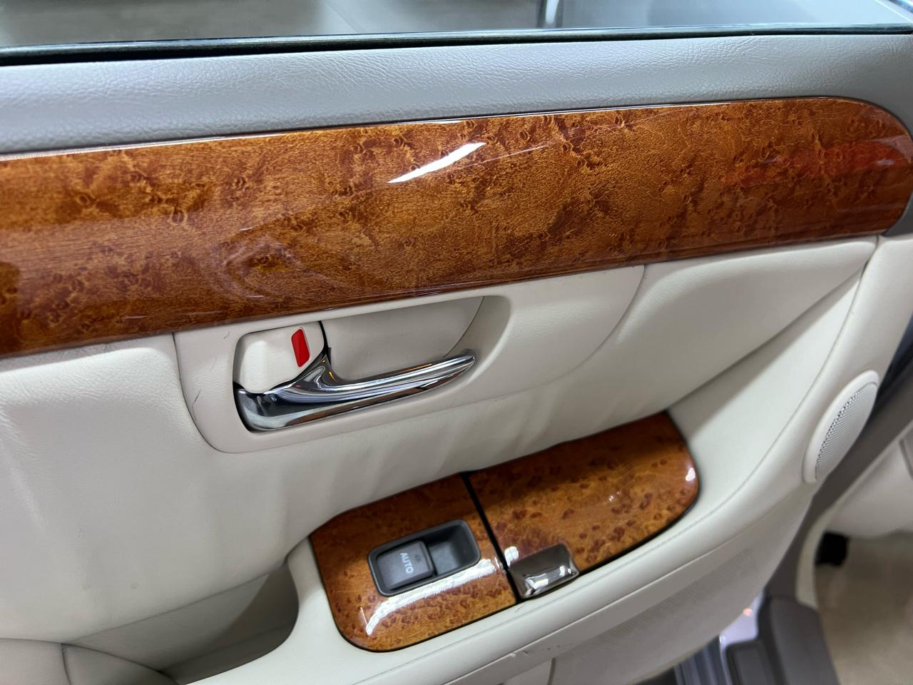 Lexus LS 430 Sedan 2005