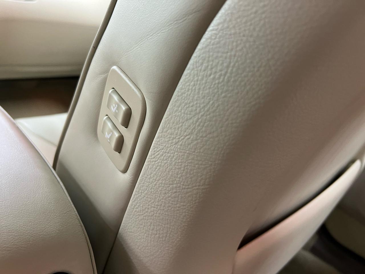 Lexus LS 430 Sedan 2005