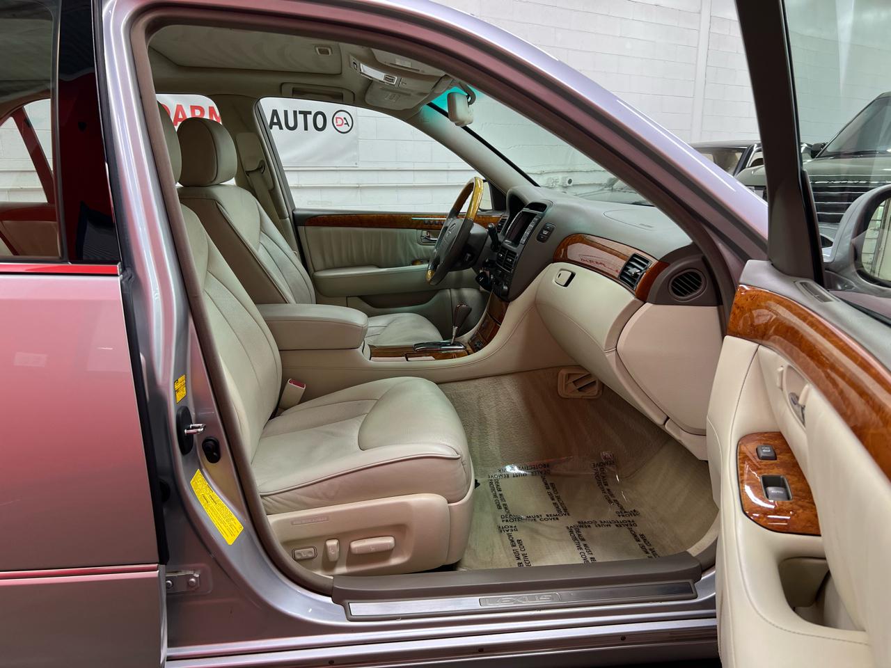 Lexus LS 430 Sedan 2005