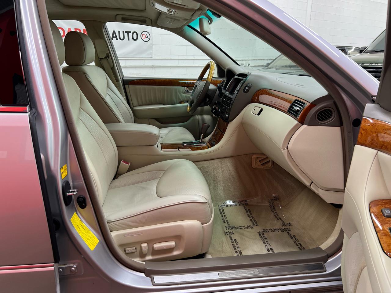 Lexus LS 430 Sedan 2005