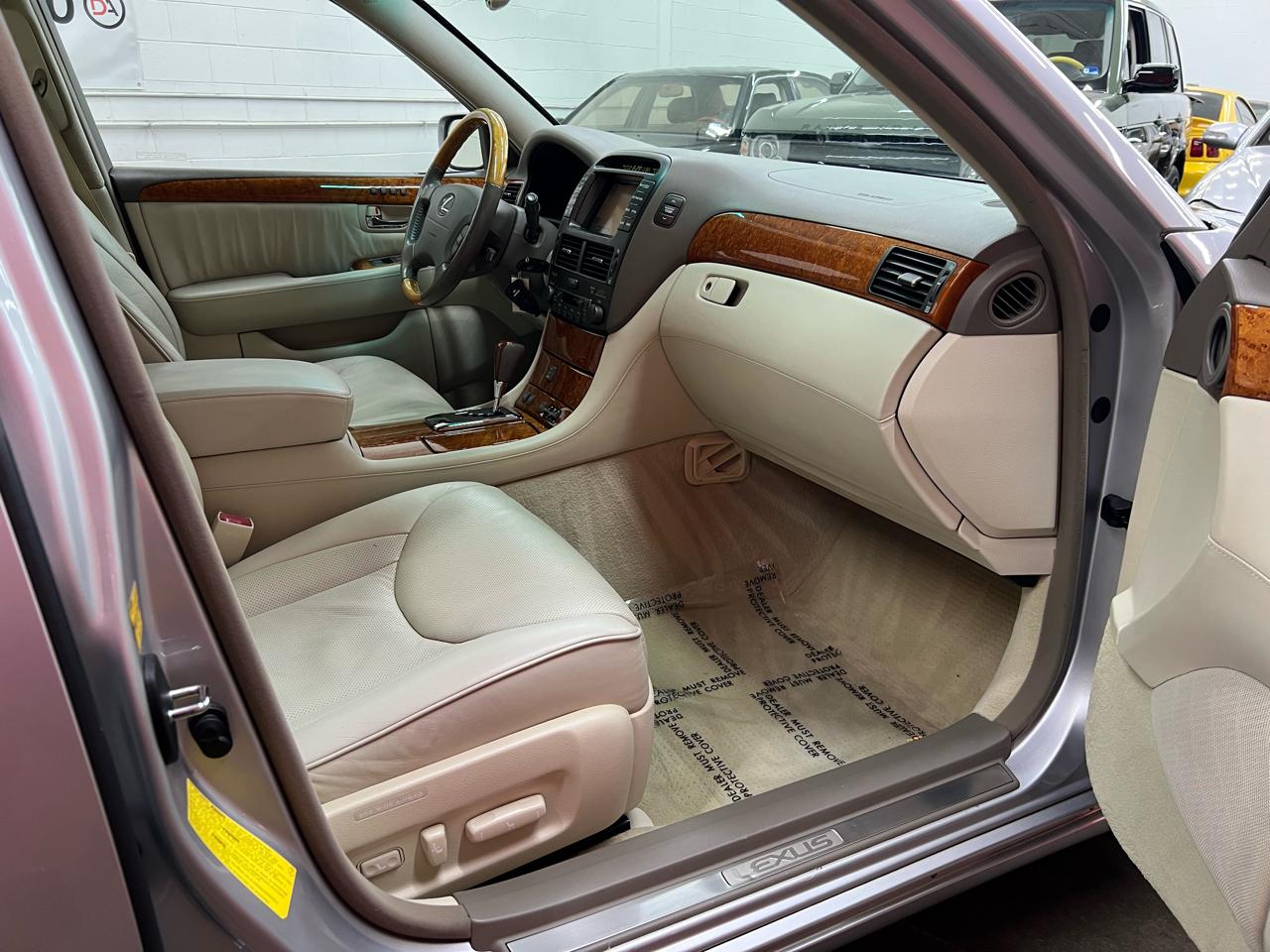 Lexus LS 430 Sedan 2005