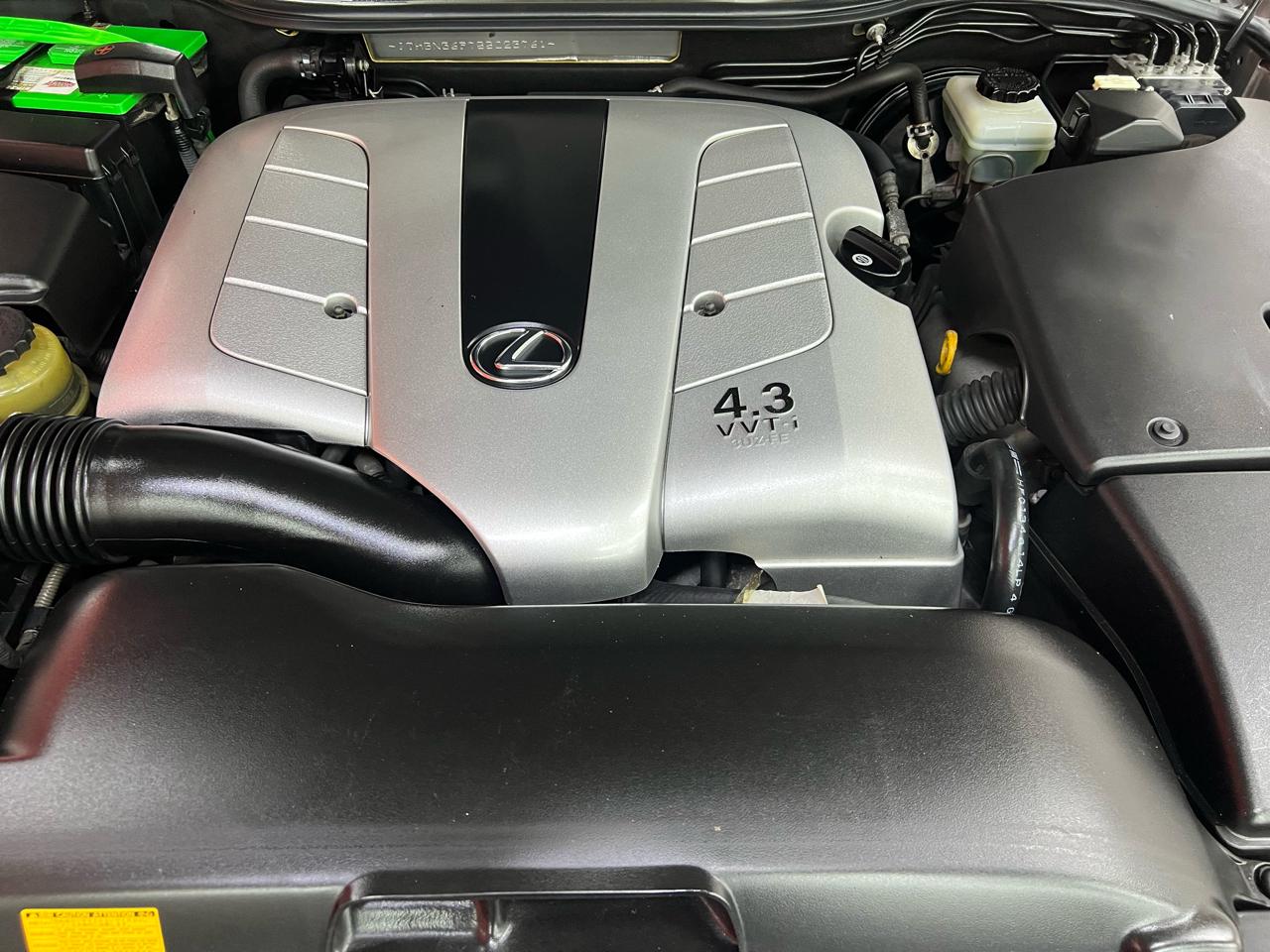 Lexus LS 430 Sedan 2005