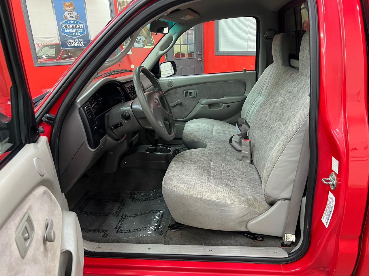 Toyota Tacoma 2WD Reg Cab I4 AT (Natl) 2003